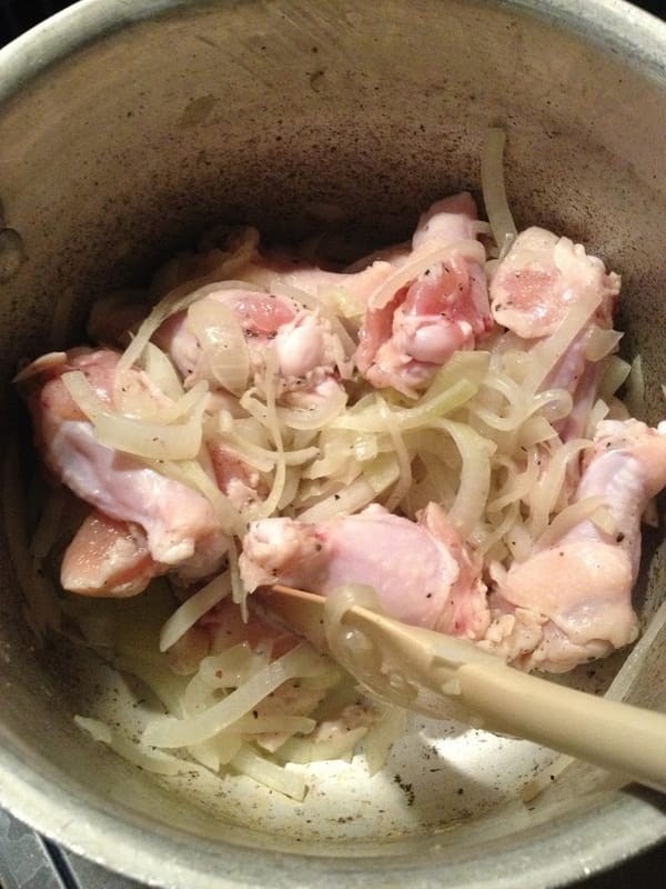 鶏肉とナスのトマトスープ